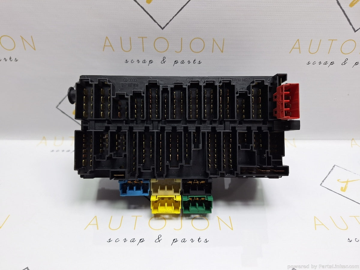 Panou sigurante VOLKSWAGEN GOLF III (1H1) [ 1991 - 1998 ] 1.8 (AAM) 55KW|75HP 357937039