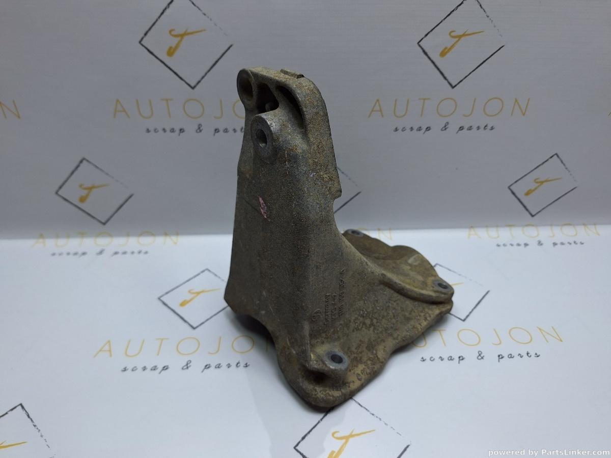 Suport motor Dreapta VOLKSWAGEN GOLF III (1H1) [ 1991 - 1998 ] 1.8 (AAM) 55KW|75HP OEM 1H0199354A