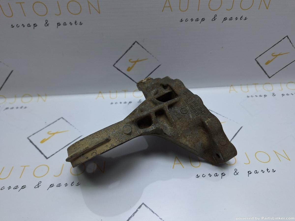 Suport motor Stanga VOLKSWAGEN GOLF III (1H1) [ 1991 - 1998 ] 1.8 (AAM) 55KW|75HP OEM 1H0199353D