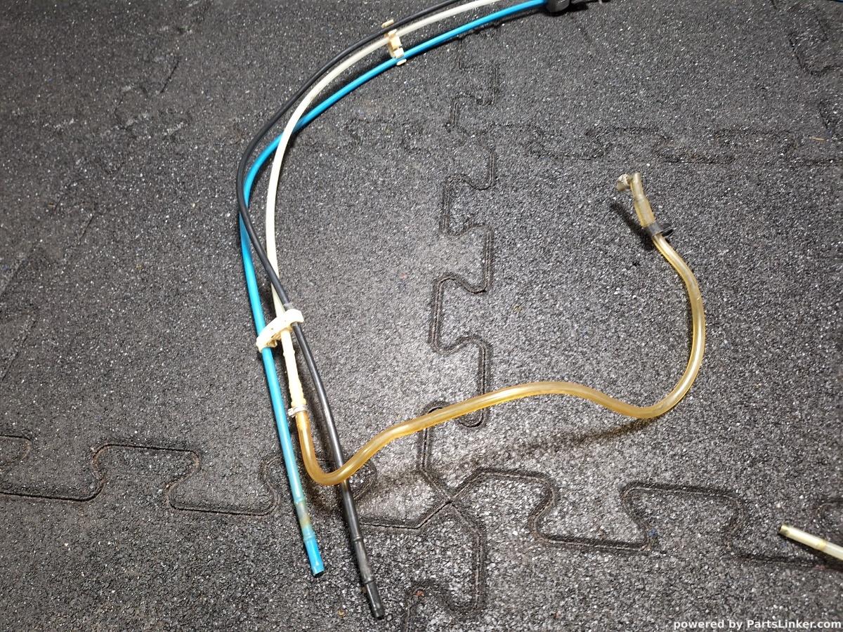 Conducte combustibil caroserie  VOLKSWAGEN GOLF III (1H1) [ 1991 - 1998 ] 1.8 (AAM) 55KW|75HP OEM 1H0201997C / 1H0201371A