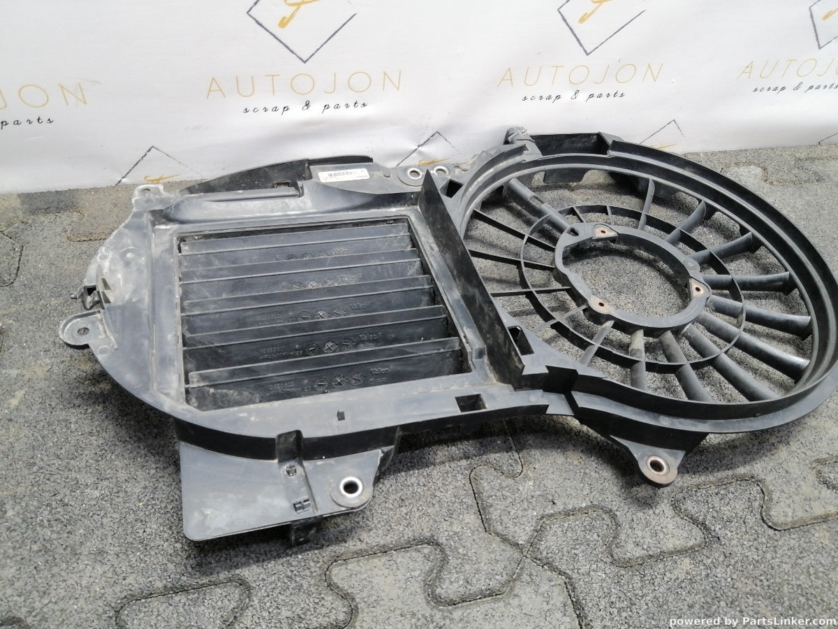 Carcasa ventilator AUDI A6 III Avant (4F5, C6) [ 2005 - 2011 ] TDI (BLB, BRE) 103KW|140HP 4F0121003D