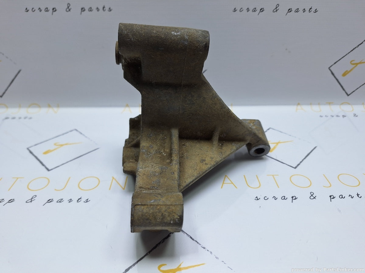 Suport pompa servodirectie VOLKSWAGEN GOLF III (1H1) [ 1991 - 1998 ] 1.8 (AAM) 55KW|75HP 028145531C