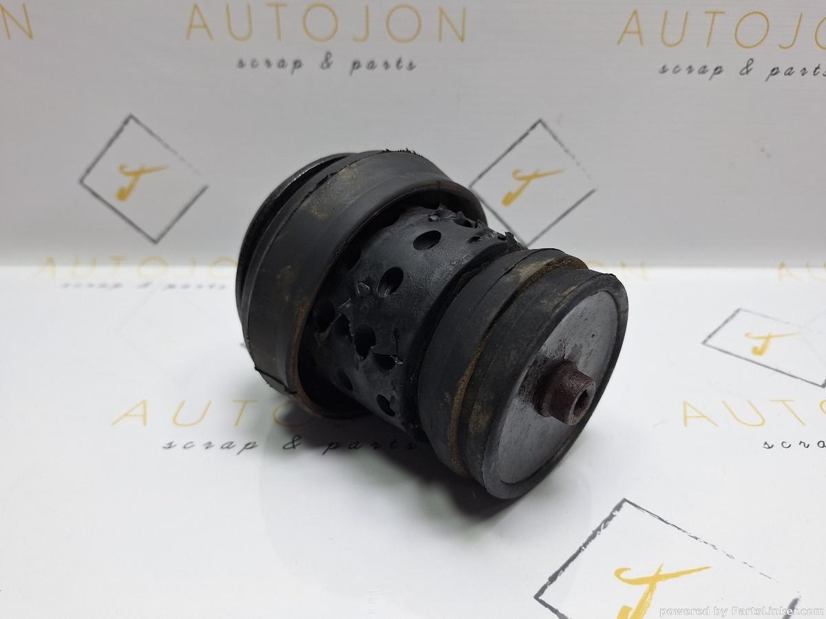 Tampon motor VOLKSWAGEN GOLF III (1H1) [ 1991 - 1998 ] 1.8 (AAM) 55KW|75HP OEM 1H0199609F