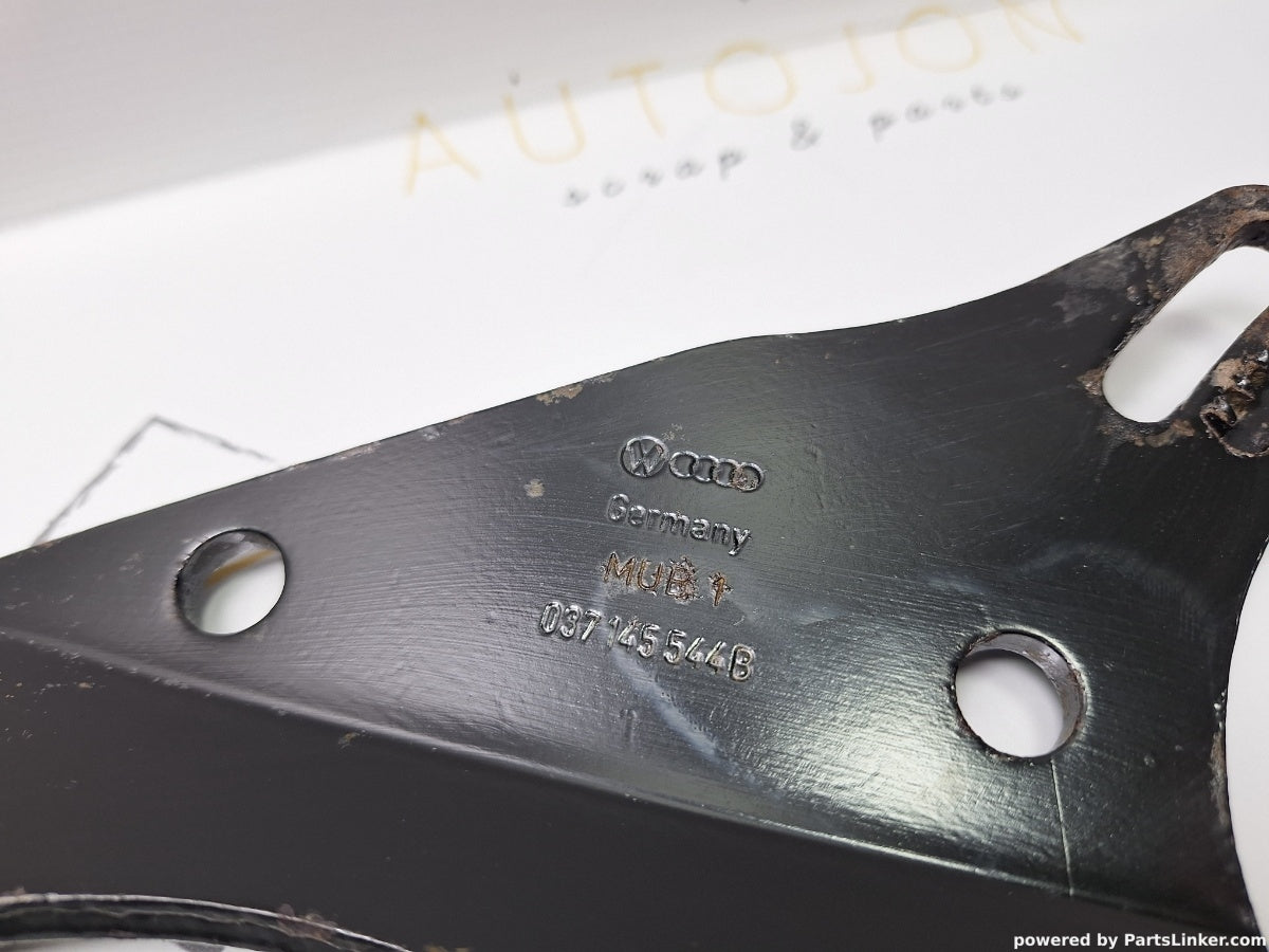 Suport alternator VOLKSWAGEN GOLF III (1H1) [ 1991 - 1998 ] 1.8 (AAM) 55KW|75HP 037145544B