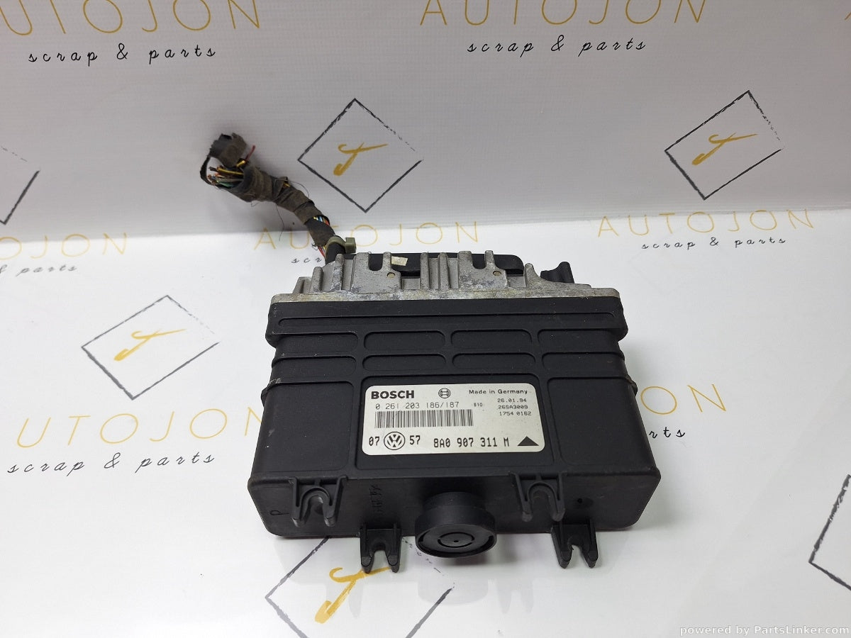 Calculator ECU VOLKSWAGEN GOLF III (1H1) [ 1991 - 1998 ] 1.8 (AAM) 55KW|75HP BOSCH 0261203186/187 8A0907311M