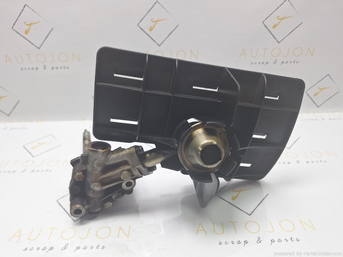 Pompa de ulei VOLKSWAGEN GOLF III (1H1) [ 1991 - 1998 ] 1.8 (AAM) 55KW|75HP 051103623 026115153A