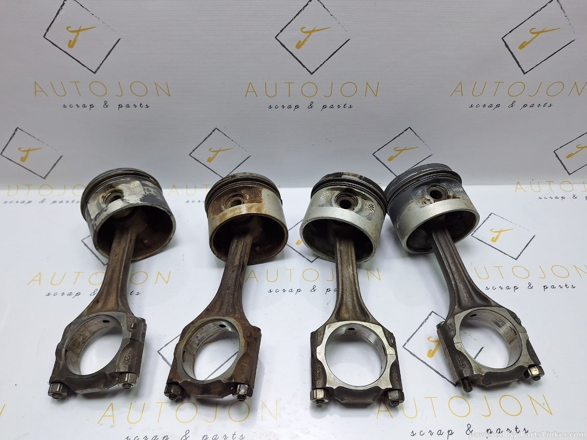 Set pistoane cu biela motor VOLKSWAGEN GOLF III (1H1) [ 1991 - 1998 ] 1.8 (AAM) 55KW|75HP 026107065N / 027A