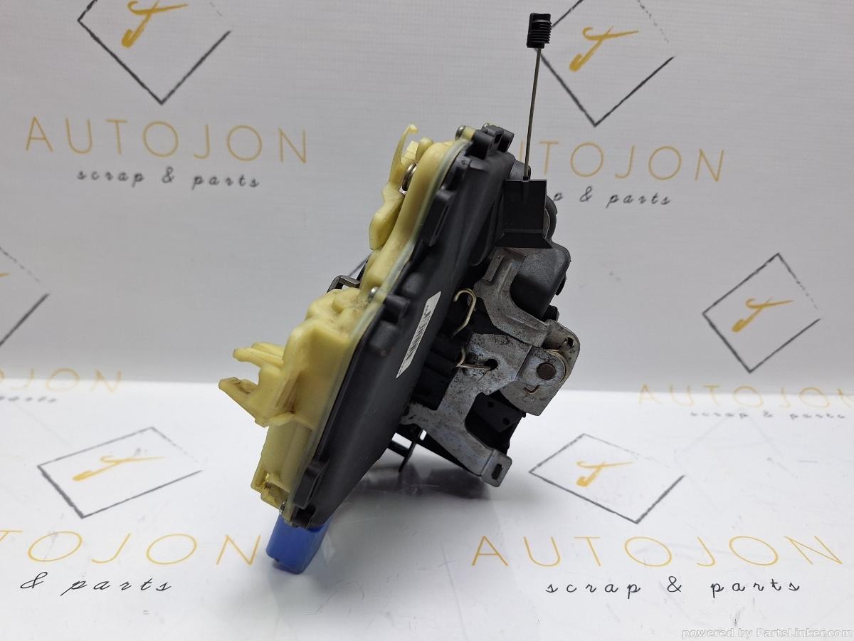 Broasca usa stanga spate SEAT IBIZA IV (6L1) [ 2002 - 2009 ] 1.2 (BBM) 44KW|60HP OEM 3B4839015AN