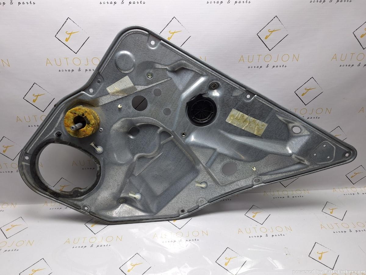 Macara geam dreapta spate SEAT IBIZA IV (6L1) [ 2002 - 2009 ] 1.2 (BBM) 44KW|60HP OEM 6L4839756L