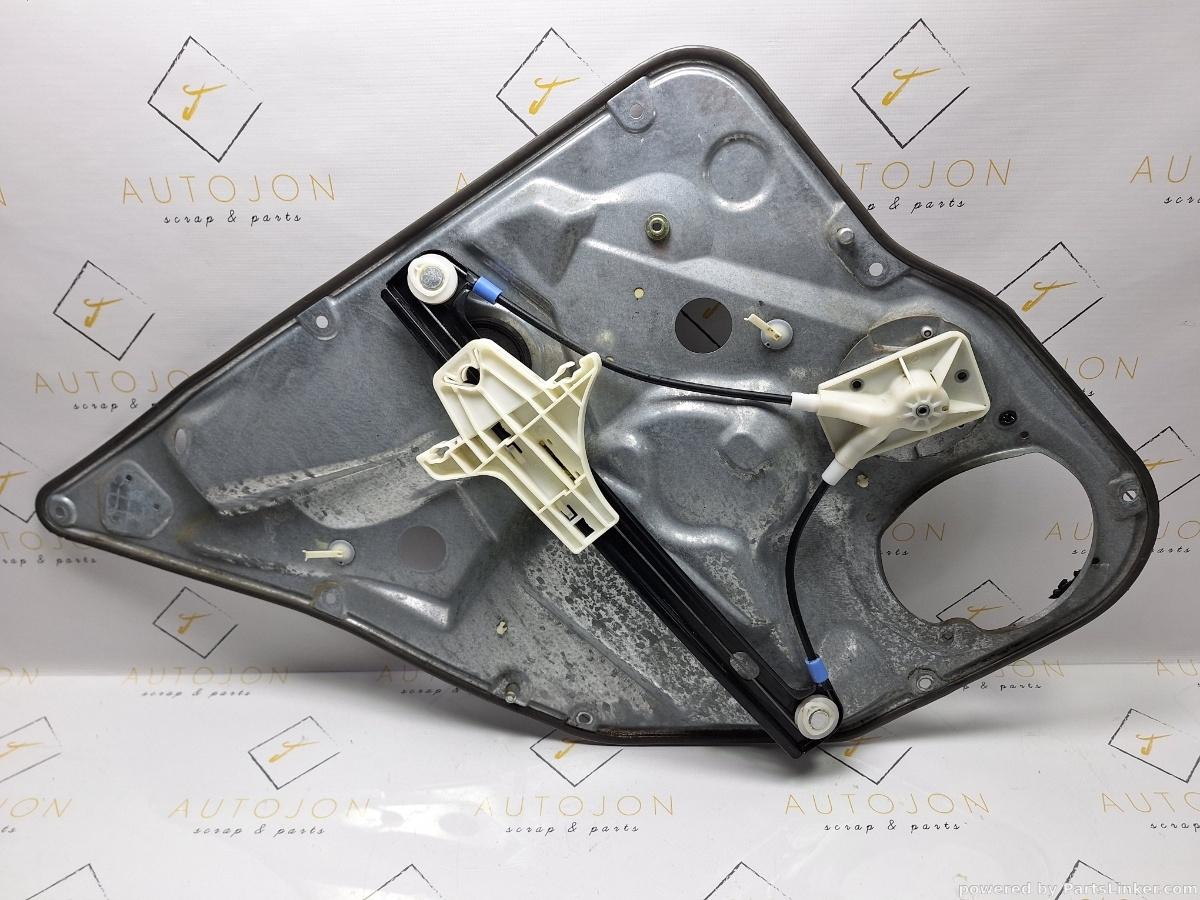 Macara geam dreapta spate SEAT IBIZA IV (6L1) [ 2002 - 2009 ] 1.2 (BBM) 44KW|60HP OEM 6L4839756L