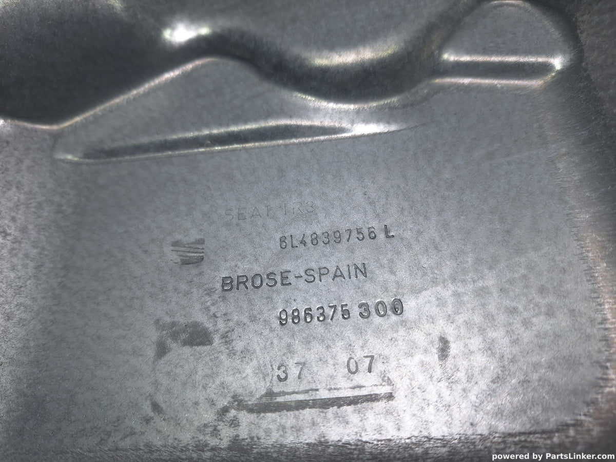 Macara geam dreapta spate SEAT IBIZA IV (6L1) [ 2002 - 2009 ] 1.2 (BBM) 44KW|60HP 6L4839756L