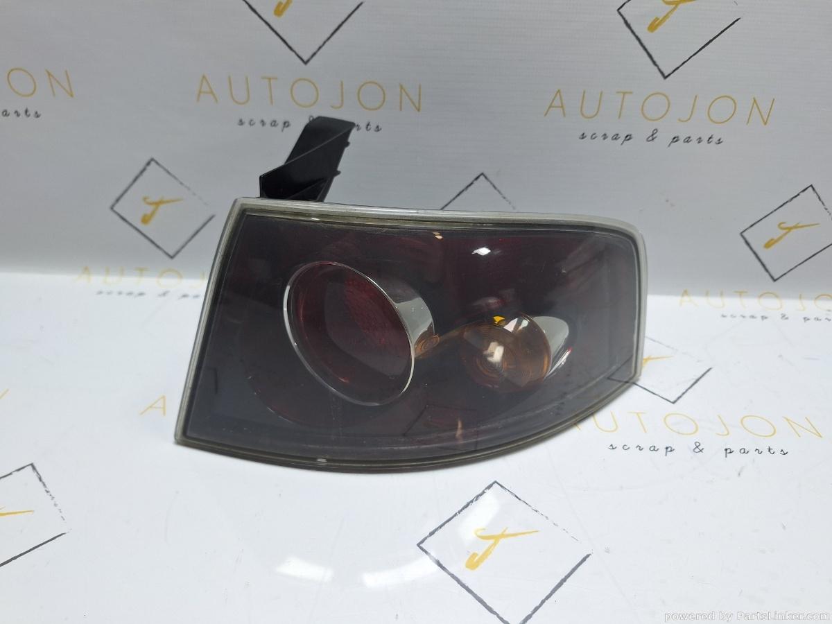 Stop de pe aripa Stanga SEAT IBIZA IV (6L1) [ 2002 - 2009 ] 1.2 (BBM) 44KW|60HP OEM 6L6945096D