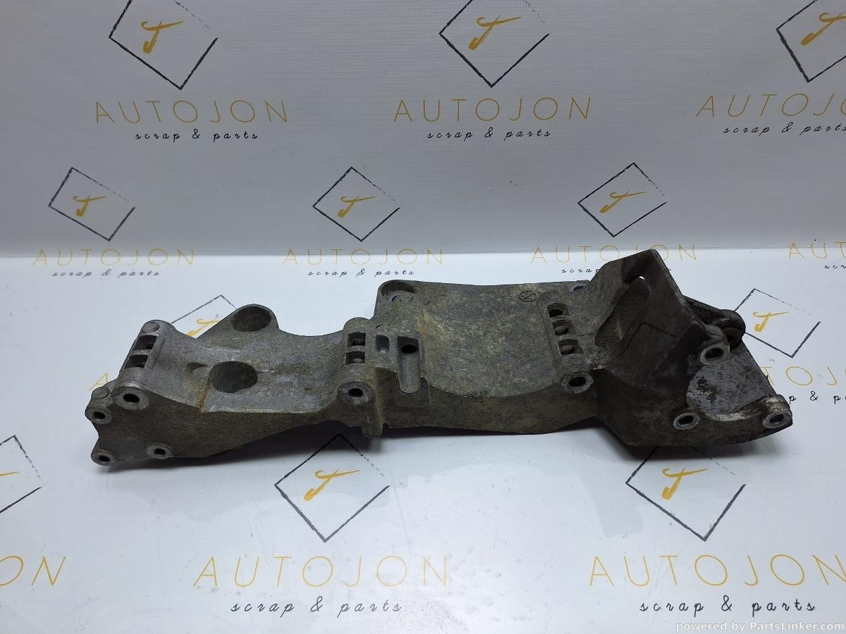 Suport accesorii AUDI A3 8L1 1996 - 2006 1.6 1.6 AVU, BFQ 06A903143H