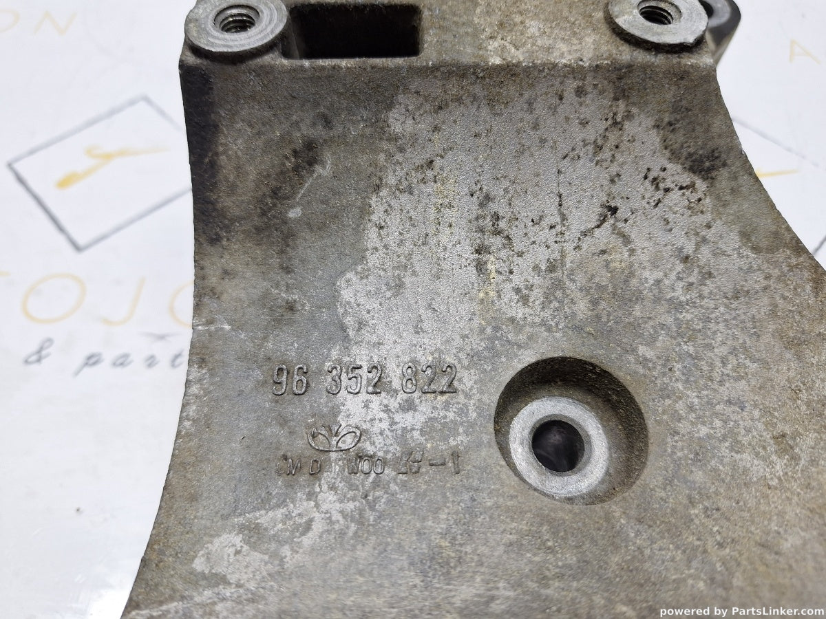 Suport accesorii CHEVROLET KALOS [ 2005 - NOW ] 1.4 (LX5(85CUL4)) 61KW|83HP 96352822