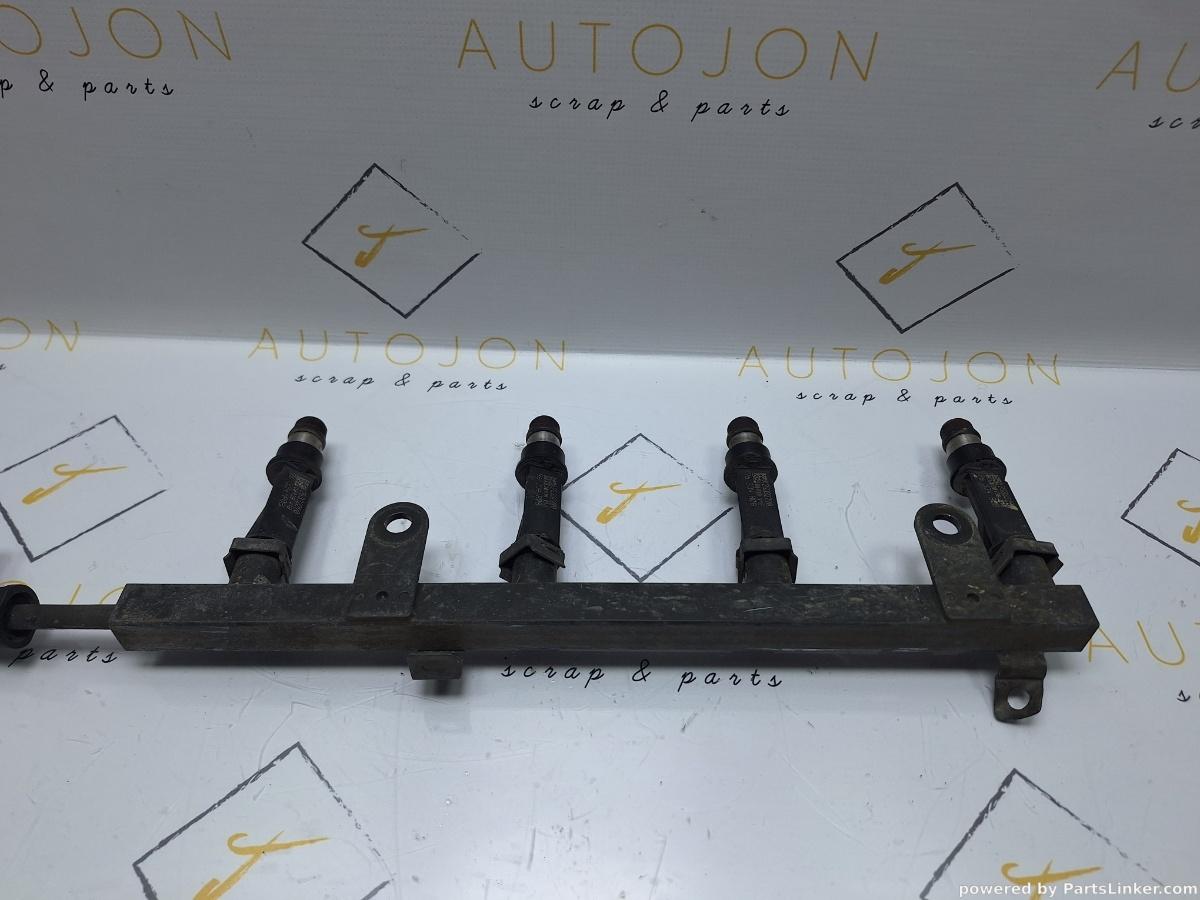 Rampa cu injectoare CHEVROLET KALOS [ 2005 - > ] 1.4 (LX5(85CUL4)) 61KW|83HP OEM 96334808