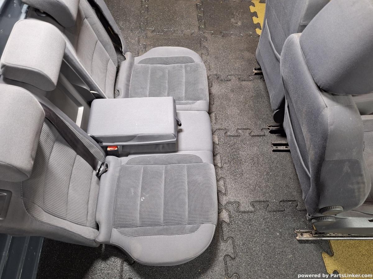 Scaune si banchete  VOLKSWAGEN GOLF V Variant (1K5) [ 2007 - 2009 ] TDI (BLS, BXE) 77KW|105HP