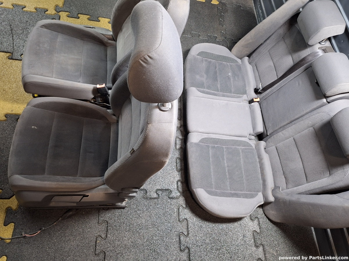 Scaune și banchete  VOLKSWAGEN GOLF V Variant (1K5) [ 2007 - 2009 ] TDI (BLS, BXE) 77KW|105HP