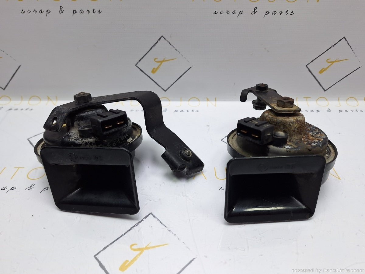 Set claxoane VOLKSWAGEN BORA (1J2) [ 1998 - 2013 ] TDI (AGR, ALH) 66KW|90HP 3B0951221 / 3B0951223