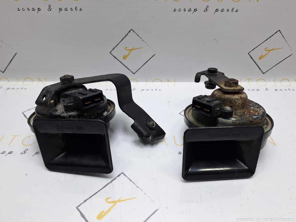 Set claxoane VOLKSWAGEN BORA (1J2) [ 1998 - 2013 ] TDI (AGR, ALH) 66KW|90HP OEM 3B0951221 / 3B0951223