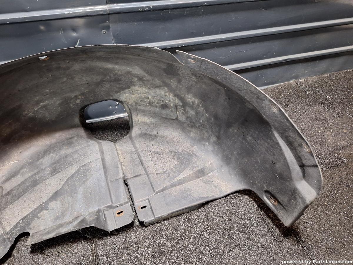 Carenaj roata stanga spate VOLKSWAGEN BORA (1J2) [ 1998 - 2013 ] TDI (AGR, ALH) 66KW|90HP OEM 1J0810971E