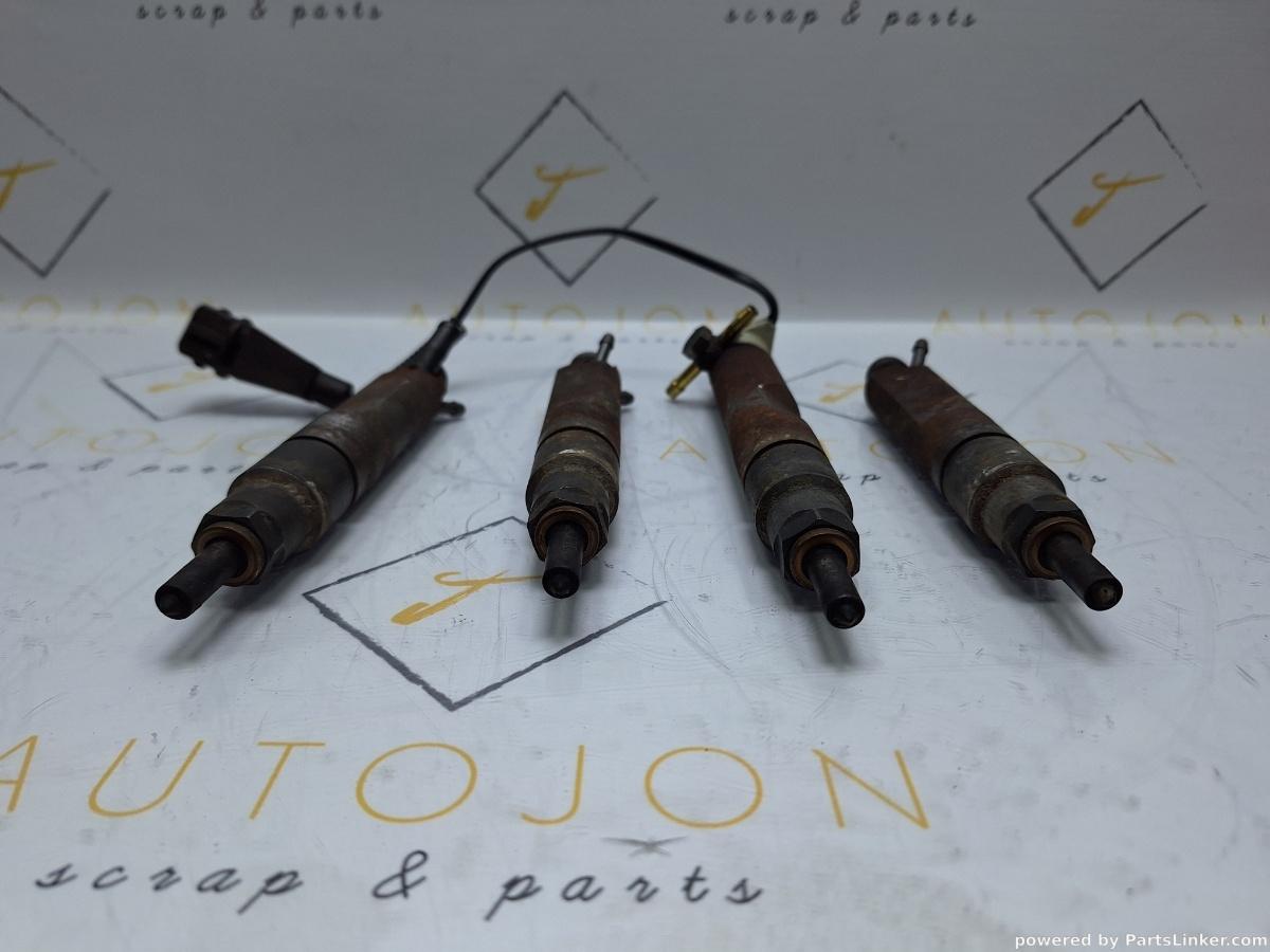 Set injectoare VOLKSWAGEN BORA (1J2) [ 1998 - 2013 ] TDI (AGR, ALH) 66KW|90HP OEM 038130201P / 038130202Q