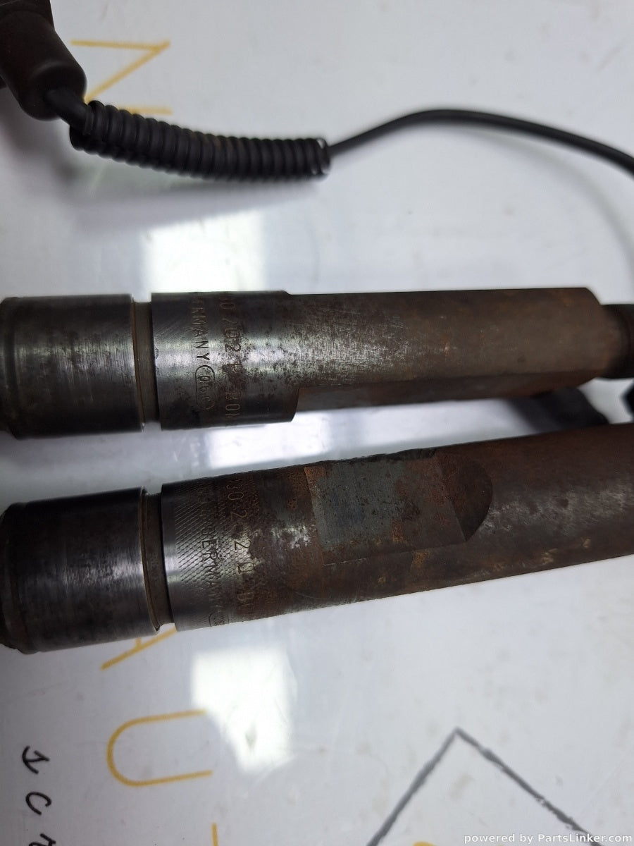 Set injectoare VOLKSWAGEN BORA (1J2) [ 1998 - 2013 ] TDI (AGR, ALH) 66KW|90HP 038130201P / 038130202Q