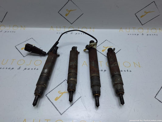 Set injectoare VOLKSWAGEN BORA (1J2) [ 1998 - 2013 ] TDI (AGR, ALH) 66KW|90HP OEM 038130201P / 038130202Q