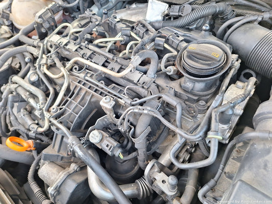 Motor complet fara anexe 1.6 TDi BlueMotion (CAYC) 77KW|105HP  VOLKSWAGEN PASSAT (365) [ 2010 - 2014 ] 03L100090P