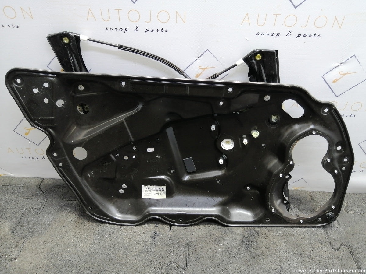 Macara geam electric stanga fata VOLKSWAGEN PASSAT (365) [ 2010 - 2014 ] 1.6 TDi BlueMotion (CAYC) 77KW|105HP 3AA837755