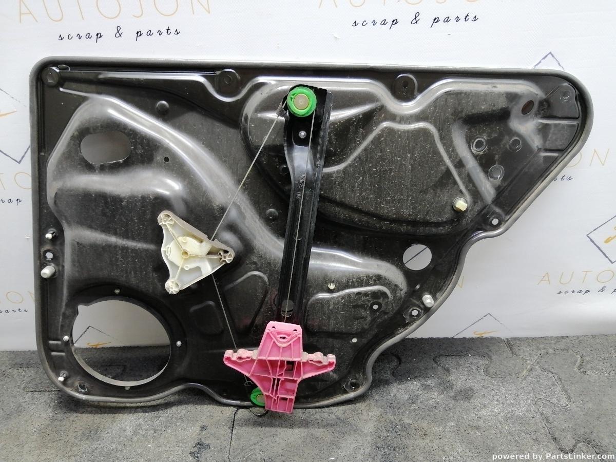 Macara geam electric stanga spate VOLKSWAGEN PASSAT (365) [ 2010 - 2014 ] 1.6 TDi BlueMotion (CAYC) 77KW|105HP OEM 3AA839755