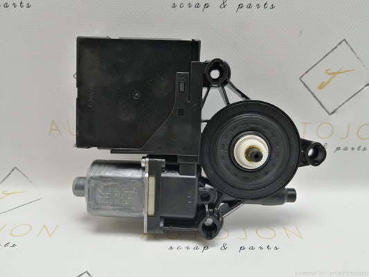 Motoras macara geam stanga fata VOLKSWAGEN PASSAT (365) [ 2010 - 2014 ] 1.6 TDi BlueMotion (CAYC) 77KW|105HP 3C0959792C / 3AA959702A