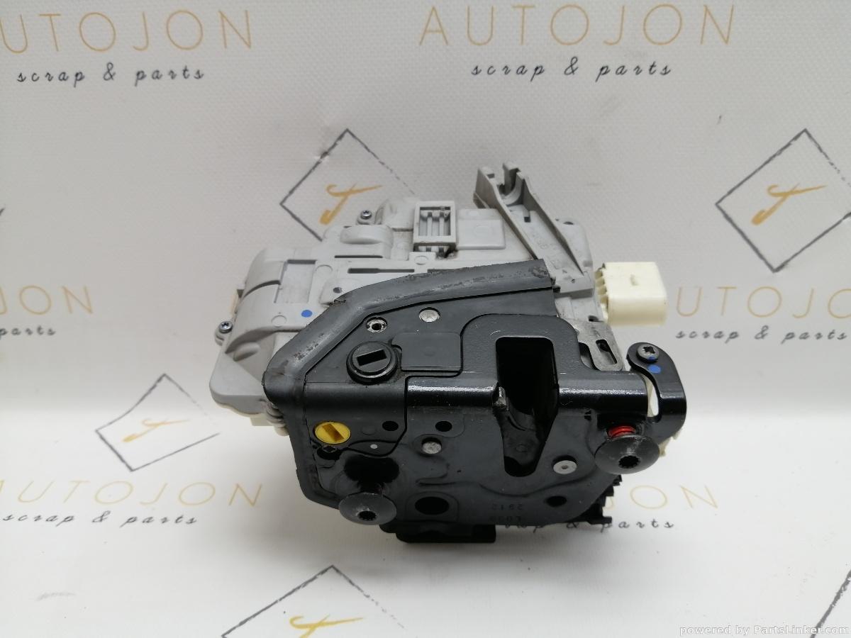 Broasca usa stanga spate VOLKSWAGEN PASSAT (365) [ 2010 - 2014 ] 1.6 TDi BlueMotion (CAYC) 77KW|105HP OEM 3C4839015A