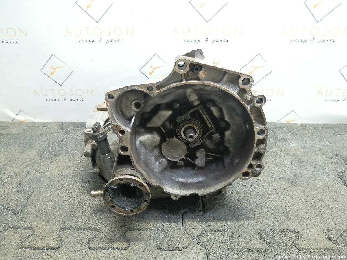 Cutie de viteze VOLKSWAGEN POLO (6N1) [ 1994 - 1999 ] 50 1.0 (AER, ALL) 37KW|50HP 085301107