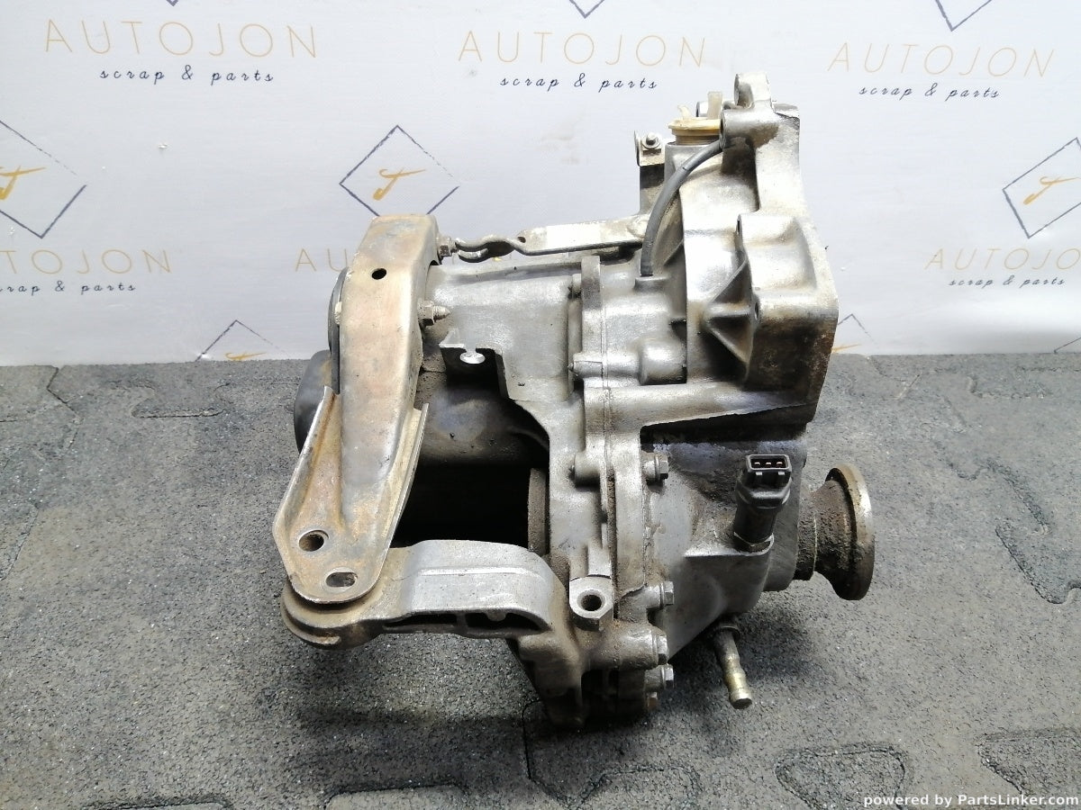 Cutie de viteze VOLKSWAGEN POLO (6N1) [ 1994 - 1999 ] 50 1.0 (AER, ALL) 37KW|50HP 085301107