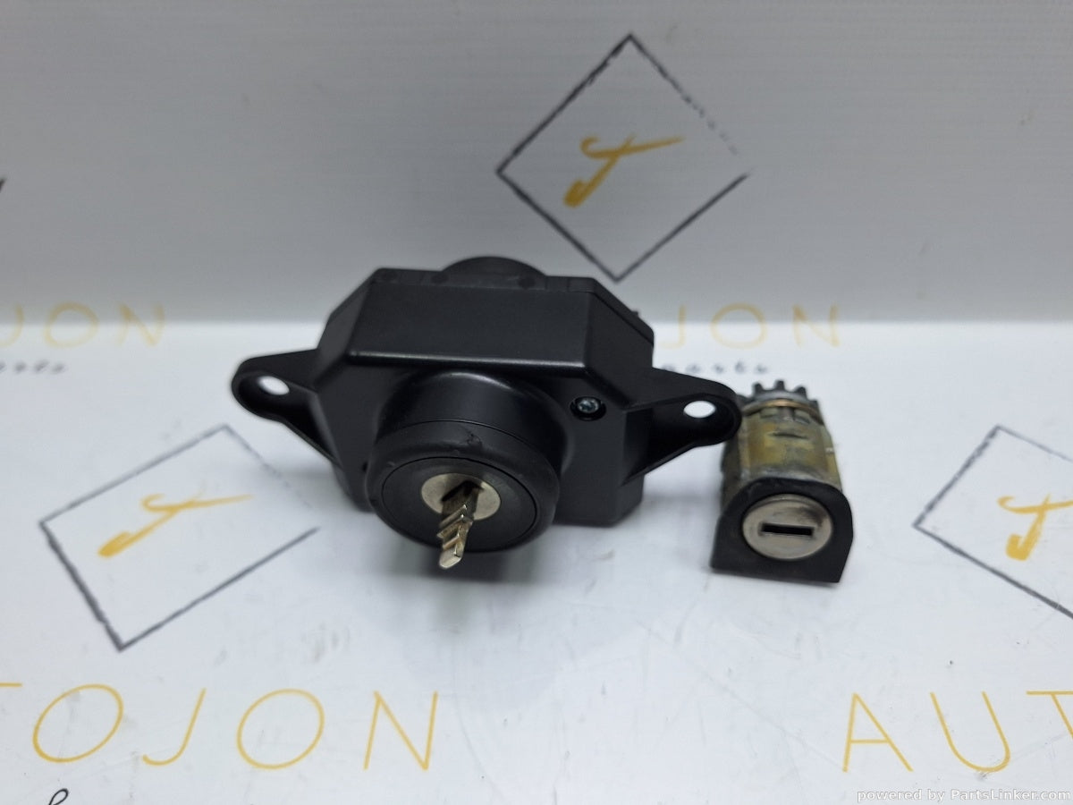 Contact cu cheie si butuc usa AUDI A6 III Avant (4F5, C6) [ 2005 - 2011 ] TDI (BLB, BRE) 103KW|140HP 4F0909131D