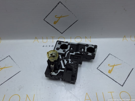 Soclu stop haion Dreapta AUDI A6 III Avant (4F5, C6) [ 2005 - 2011 ] TDI (BLB, BRE) 103KW|140HP 89036929