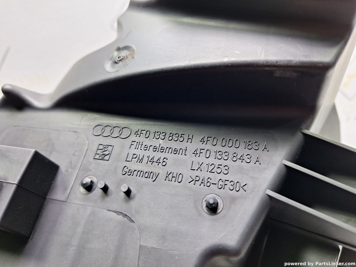 Carcasa filtru aer AUDI A6 III Avant (4F5, C6) [ 2005 - 2011 ] TDI (BLB, BRE) 103KW|140HP 4F0133835H