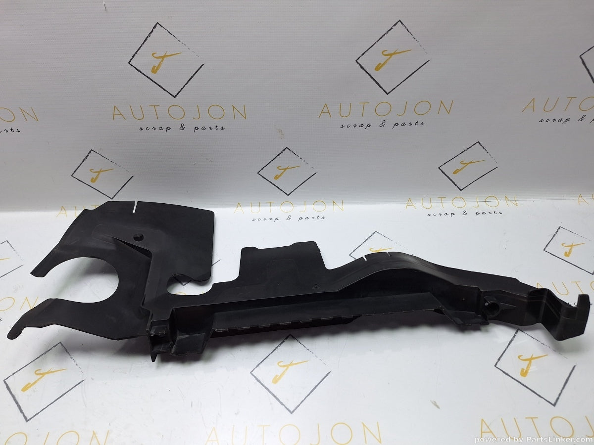 Deflector aer radiatoare AUDI A6 III Avant (4F5, C6) [ 2005 - 2011 ] TDI (BLB, BRE) 103KW|140HP 4F0121284G