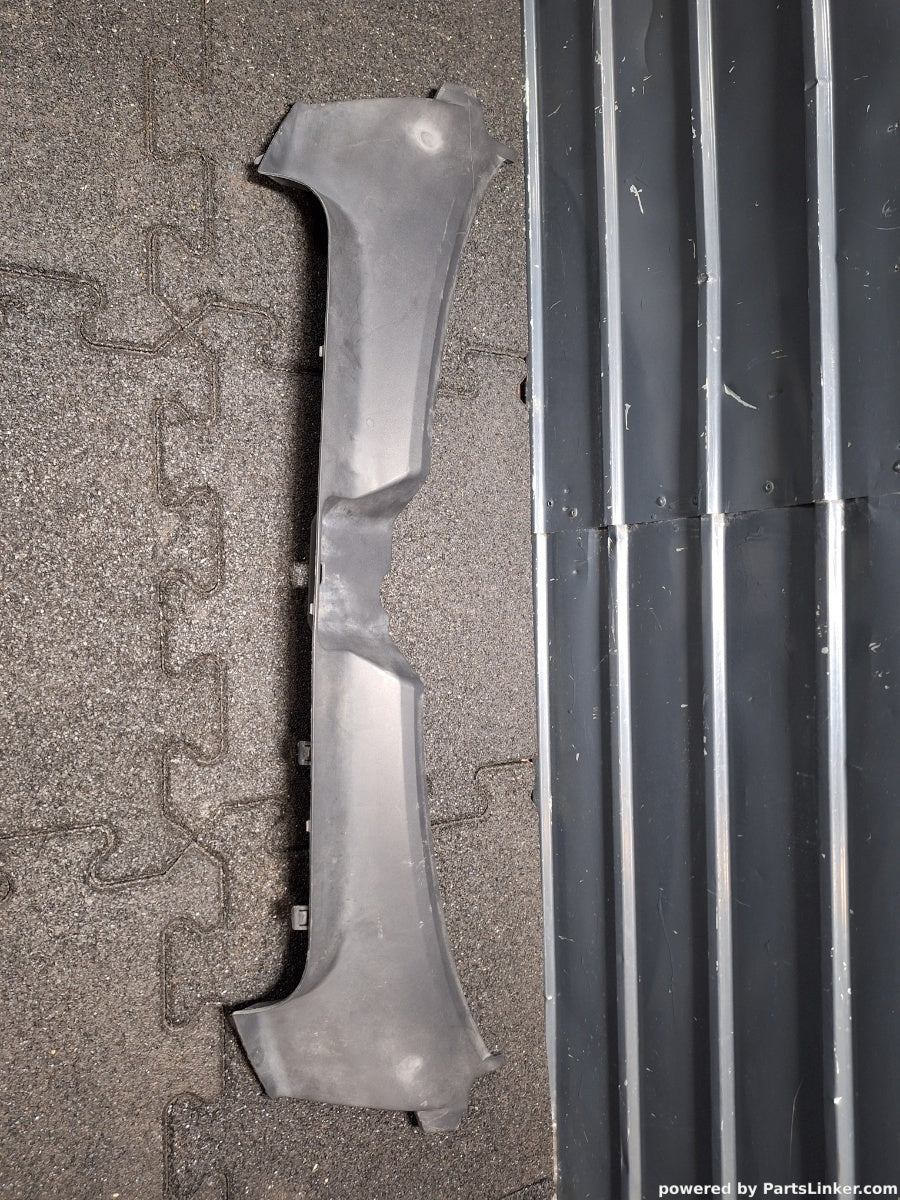 Capac tragher AUDI A6 III Avant (4F5, C6) [ 2005 - 2011 ] TDI (BLB, BRE) 103KW|140HP 4F0807081