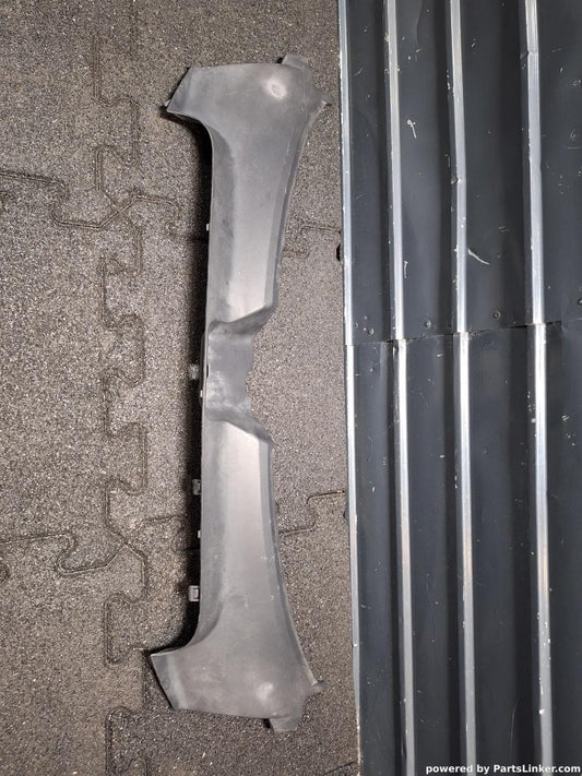 Capac tragher AUDI A6 III Avant (4F5, C6) [ 2005 - 2011 ] TDI (BLB, BRE) 103KW|140HP OEM 4F0807081