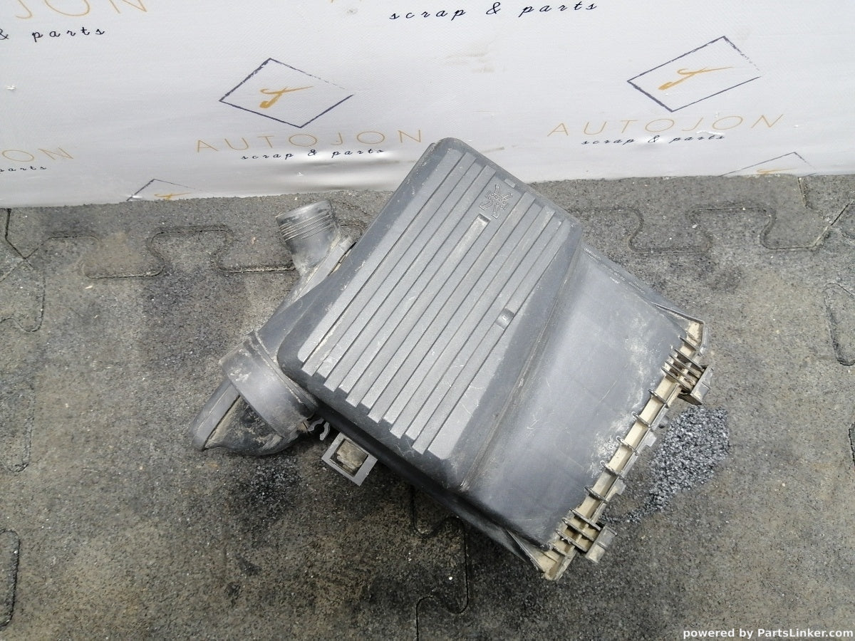 Carcasa filtru aer VOLKSWAGEN GOLF III (1H1) [ 1991 - 1998 ] 1.6 (ABU, AEA, AEE) 55KW|75HP 1H0129607BQ