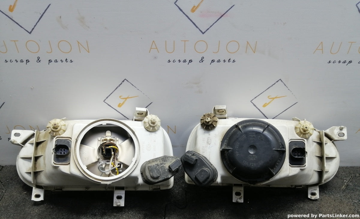 Set faruri VOLKSWAGEN GOLF III (1H1) [ 1991 - 1998 ] 1.6 (ABU, AEA, AEE) 55KW|75HP HELLA