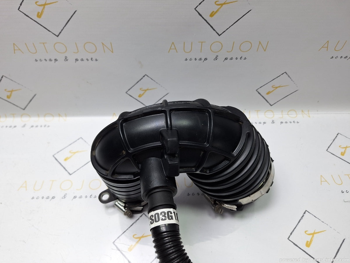 Furtun intercooler turbo AUDI A6 III Avant (4F5, C6) [ 2005 - 2011 ] TDI (BLB, BRE) 103KW|140HP 4F0129615E