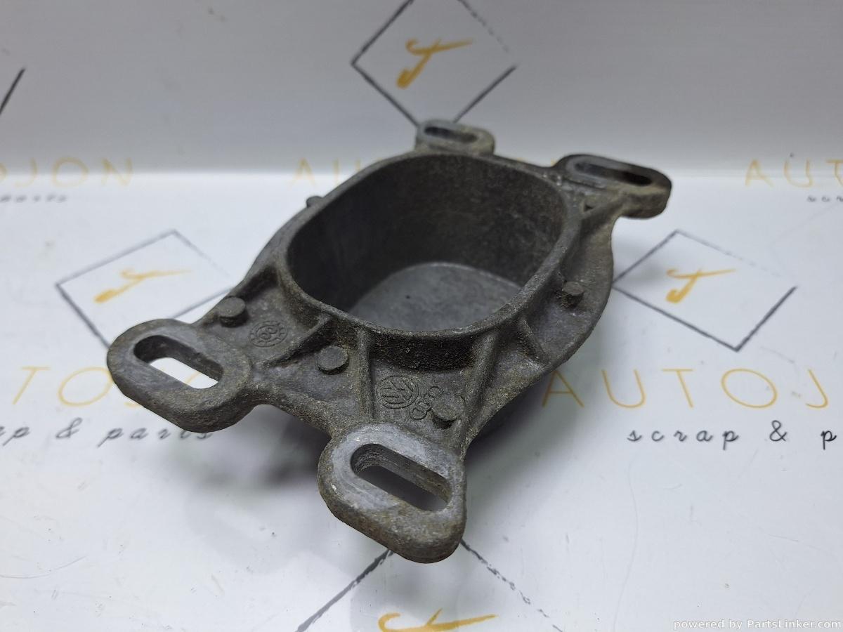 Suport motor AUDI A6 III Avant (4F5, C6) [ 2005 - 2011 ] TDI (BLB, BRE) 103KW|140HP OEM 4B0199335L