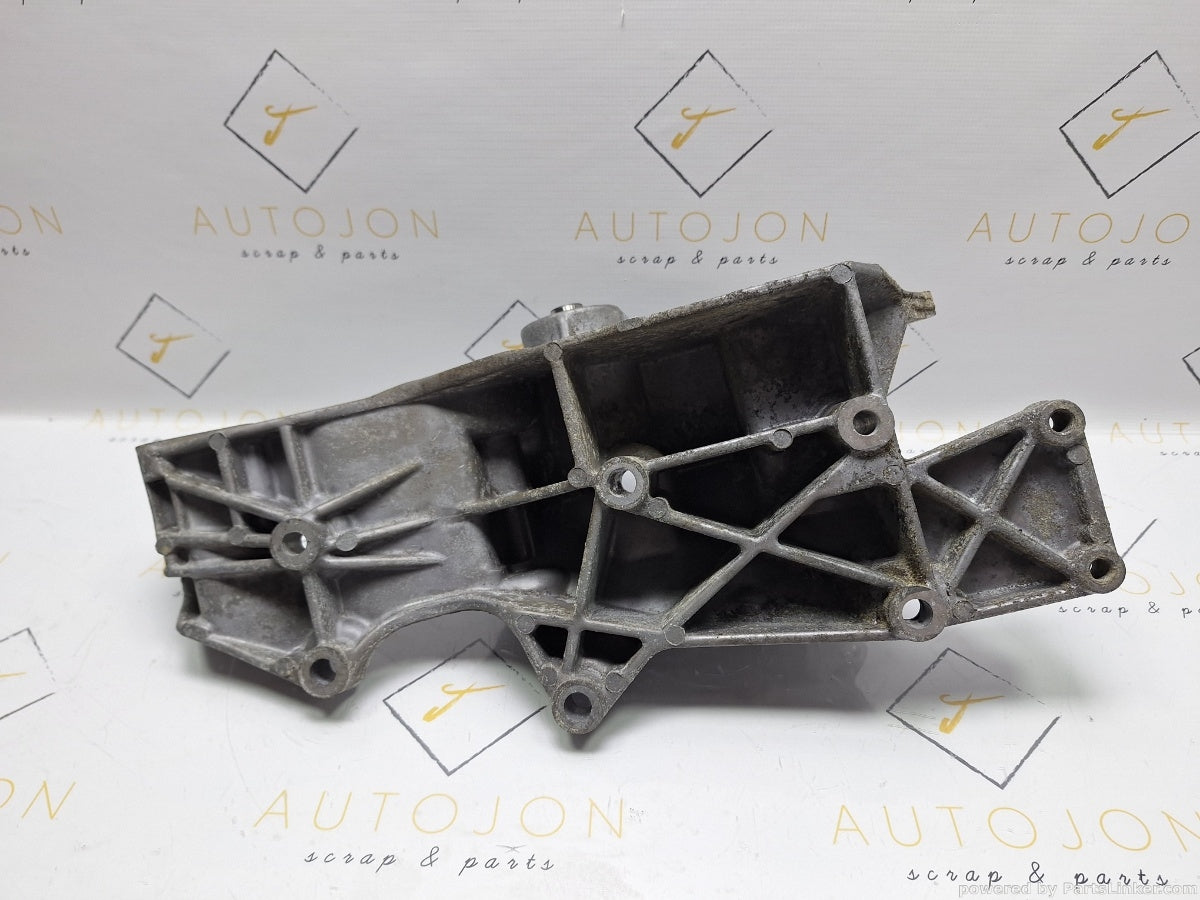 Suport accesorii VOLKSWAGEN PASSAT (3B2) [ 1996 - 2001 ] 1.6 (ADP, AHL, ANA, ARM) 74KW|101HP 06B903143E