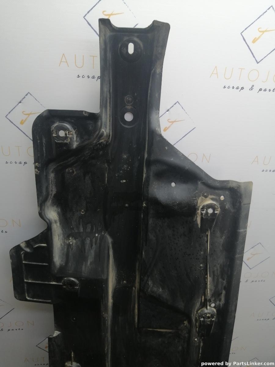 Scut podea dreapta SKODA ROOMSTER (5J) [ 2006 - 2015 ] TDI (CAYC) 77KW|105HP OEM 6Q7825202A