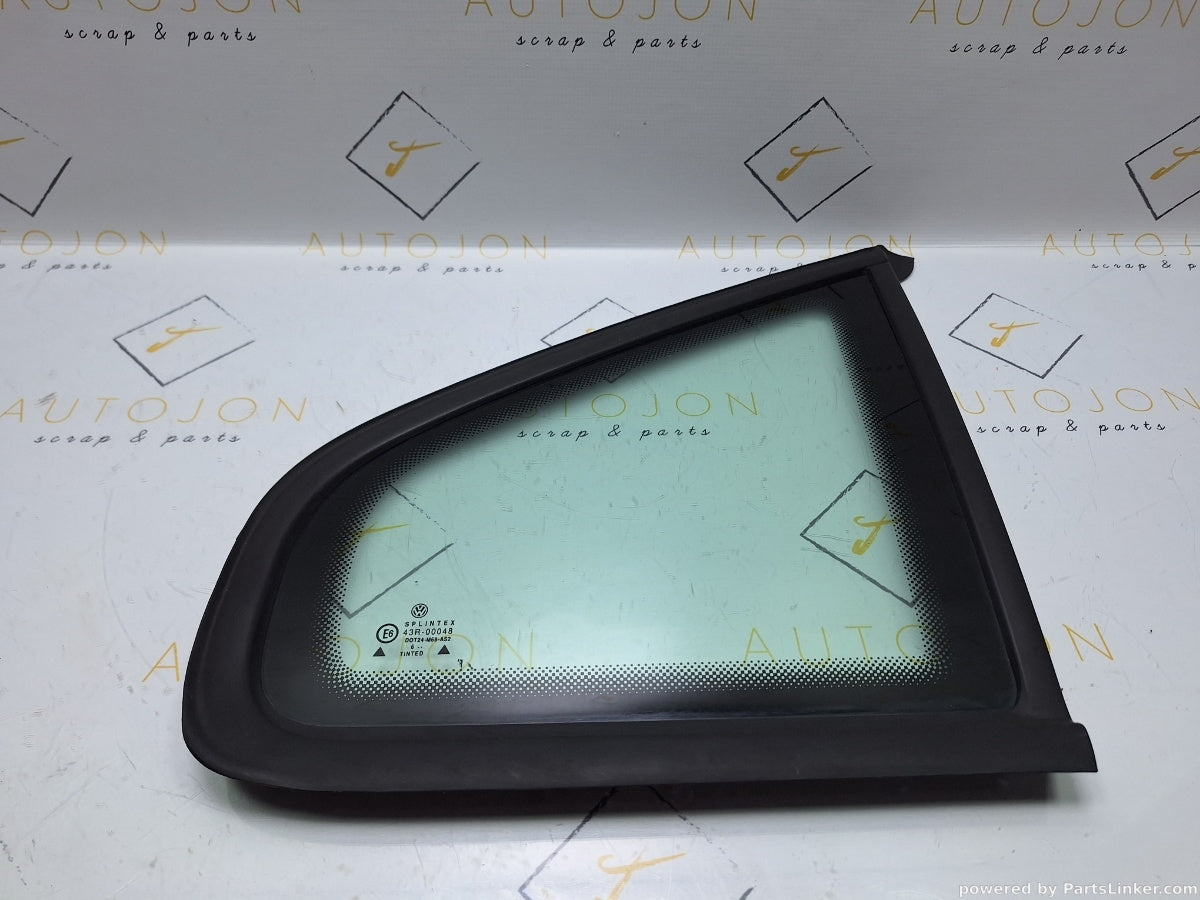 Geam fix lateral dreapta spate VOLKSWAGEN PASSAT (3B2) [ 1996 - 2001 ] 1.6 (ADP, AHL, ANA, ARM) 74KW|101HP 3B5845298J