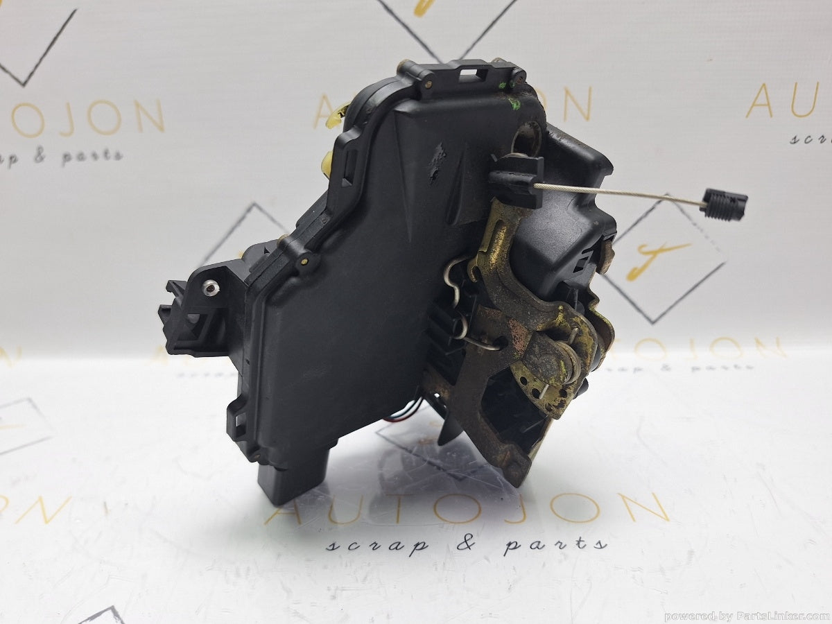 Broasca usa stanga fata VOLKSWAGEN PASSAT (3B2) [ 1996 - 2001 ] 1.6 (ADP, AHL, ANA, ARM) 74KW|101HP 6X1837013H