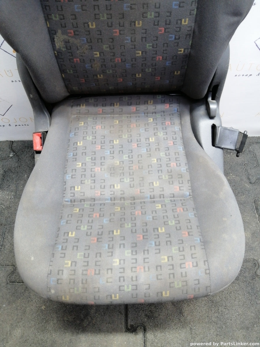 Scaun spate mijloc VOLKSWAGEN SHARAN (7M8, 7M9, 7M6) [ 1995 - 2010 ] TDI (BRT) 103KW|140HP