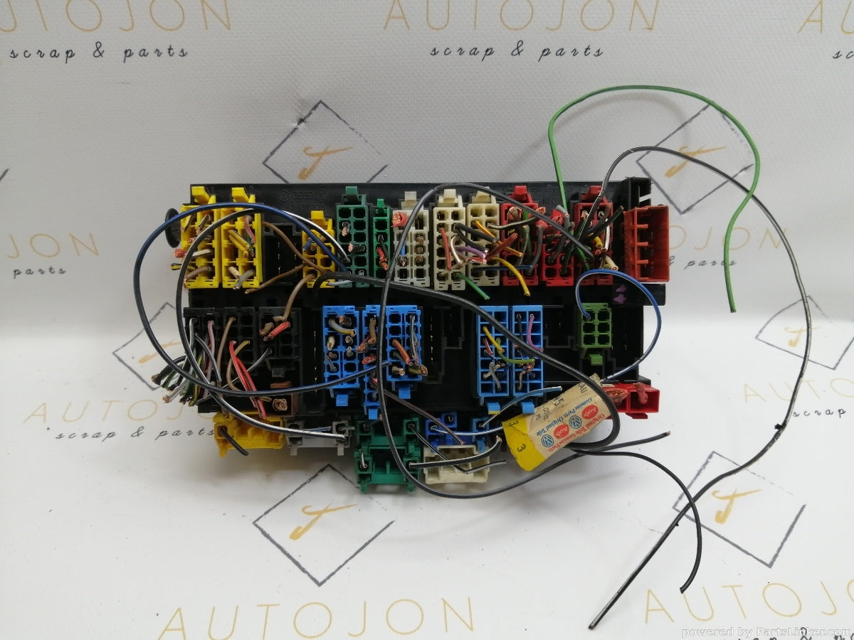 Panou sigurante  VOLKSWAGEN GOLF III (1H1) [ 1991 - 1998 ] 1.6 (ABU, AEA, AEE) 55KW|75HP 357937039